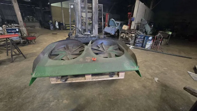 Le Rouzic Tp Vidange De Fosse Lorient Reparation Vehicule 3