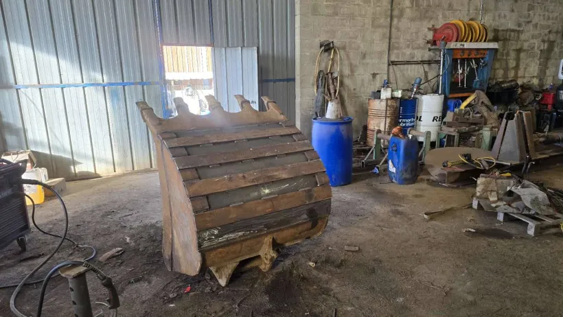 Le Rouzic Tp Vidange De Fosse Lorient Reparation Vehicule 5